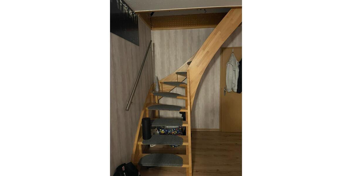 Dachgeschoßwohnung Cloppenburg - 3 Zimmer, 92 m&sup2;, 800&euro; | Angebot:26039695