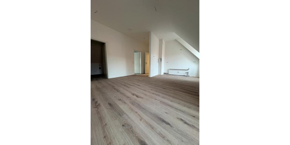 Dachgeschoßwohnung Ludwigslust - 2 Zimmer, 59 m&sup2;, 645&euro; | Angebot:23040685