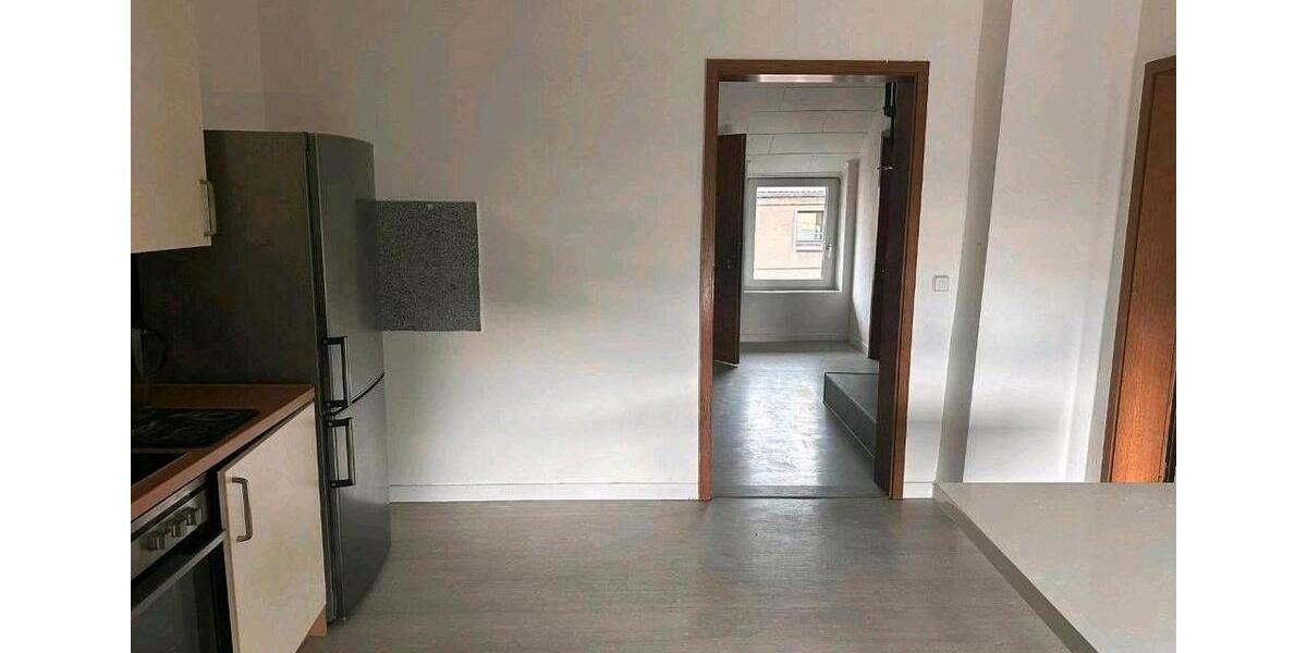Etagenwohnung Duisburg Duisburg-Mitte - 2 Zimmer, 64 m&sup2;, 733&euro; | Angebot:26673009