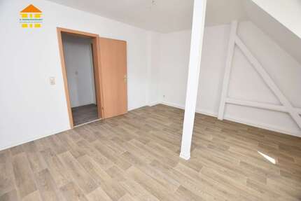 Wohnung zum Mieten in Mittelsachsen 425 € 91.38 m² 4 zimmer