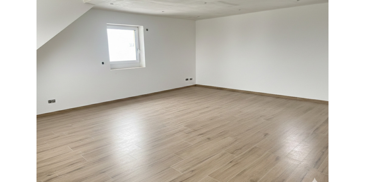 Dachgeschoßwohnung Herzogenaurach - 2 Zimmer, 67 m&sup2;, 950&euro; | Angebot:25181735
