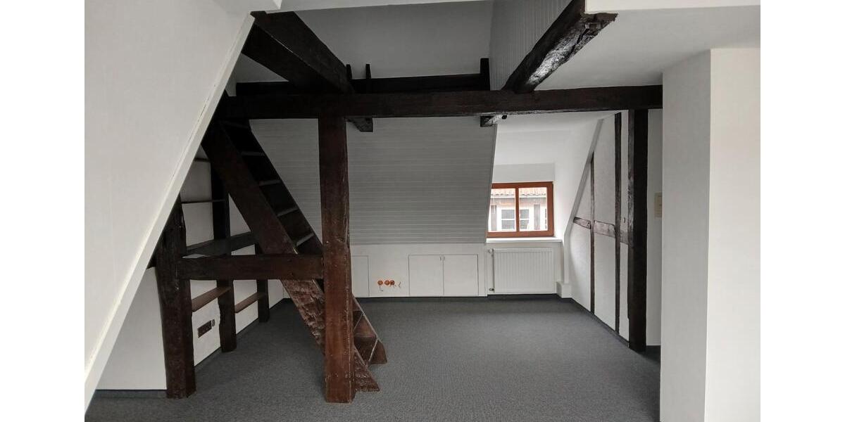Dachgeschoßwohnung Hameln - 2.5 Zimmer, 70 m&sup2;, 620&euro; | Angebot:26611265