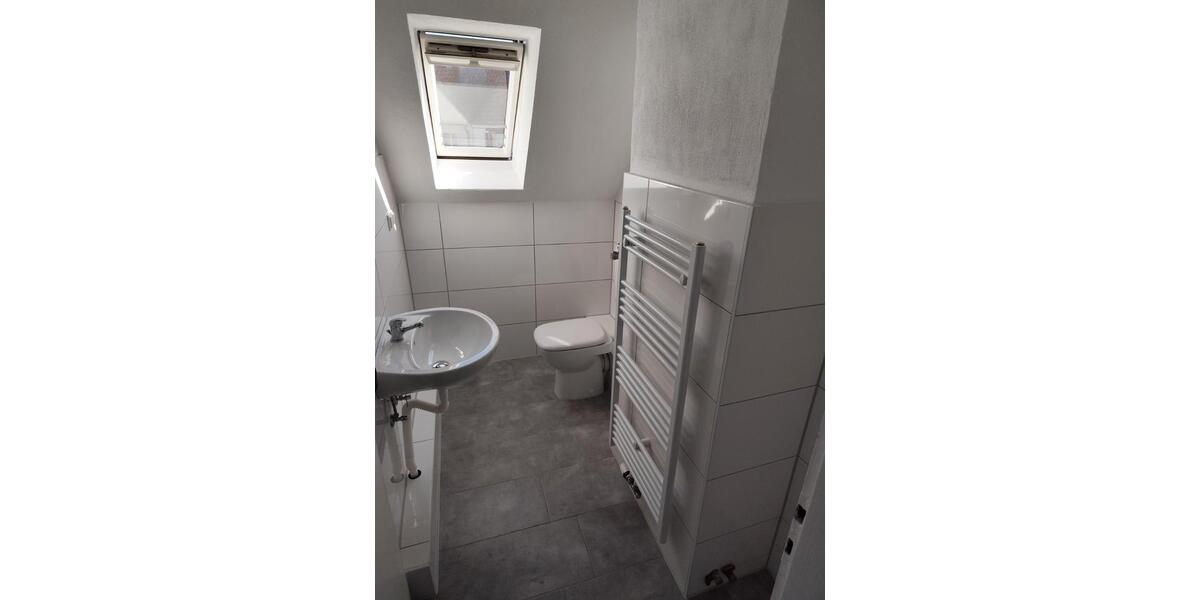 Dachgeschoßwohnung Hannover Vahrenwald-List - 3 Zimmer, 65 m&sup2;, 660&euro; | Angebot:26562581