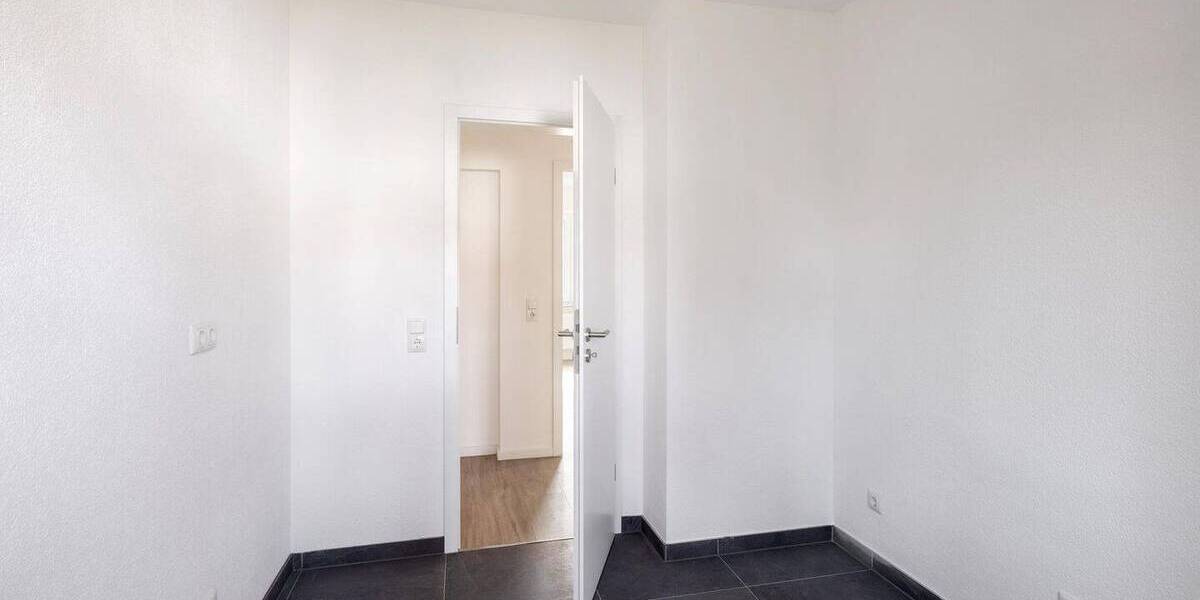 Etagenwohnung Hof Innenstadt - 3 Zimmer, 76 m&sup2;, 945&euro; | Angebot:26368856
