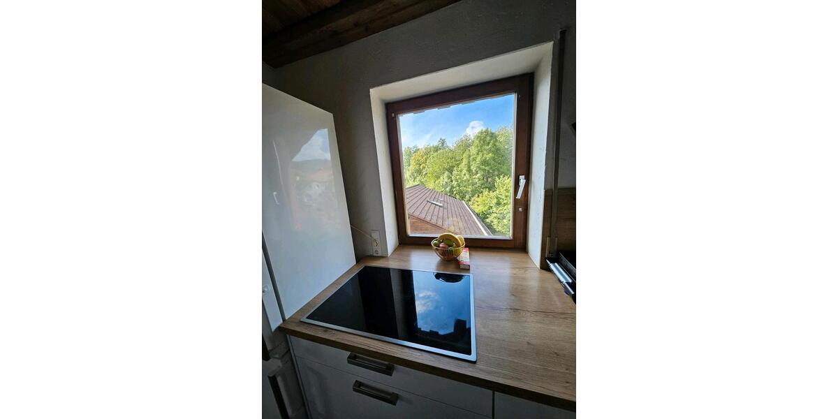 Dachgeschoßwohnung Deggendorf - 3 Zimmer, 65 m&sup2;, 750&euro; | Angebot:26635416