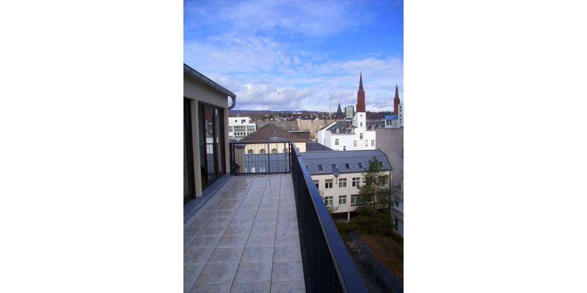Etagenwohnung Wiesbaden Mitte - 3.5 Zimmer, 131 m&sup2;, 1.500&euro; | Angebot:27033710