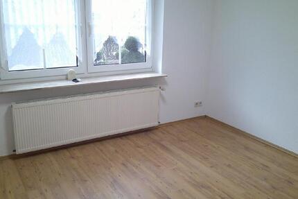 2-Zimmerwohnung mit EBK + Freisitz in sehr ruhiger Wohnlage 2 zimmer
