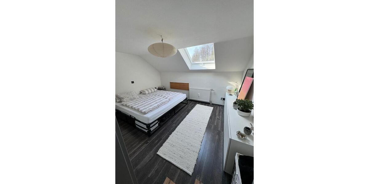 Dachgeschoßwohnung Kempten (Allgäu) Auf der Halde - 3 Zimmer, 85 m&sup2;, 1.270&euro; | Angebot:25971872