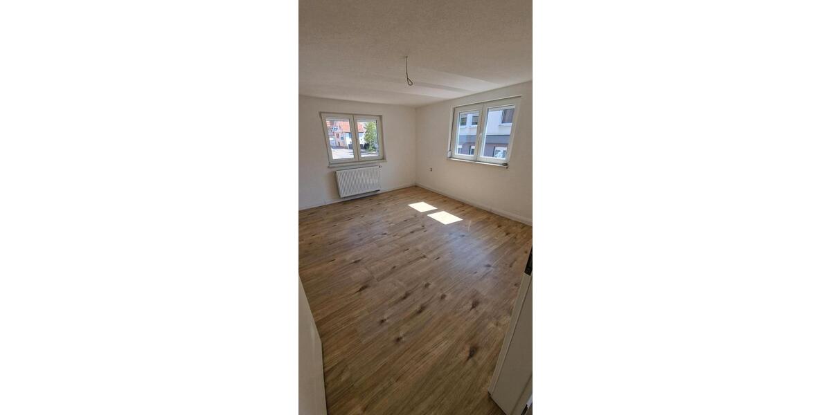Etagenwohnung Remchingen - 3 Zimmer, 70 m&sup2;, 950&euro; | Angebot:24469891