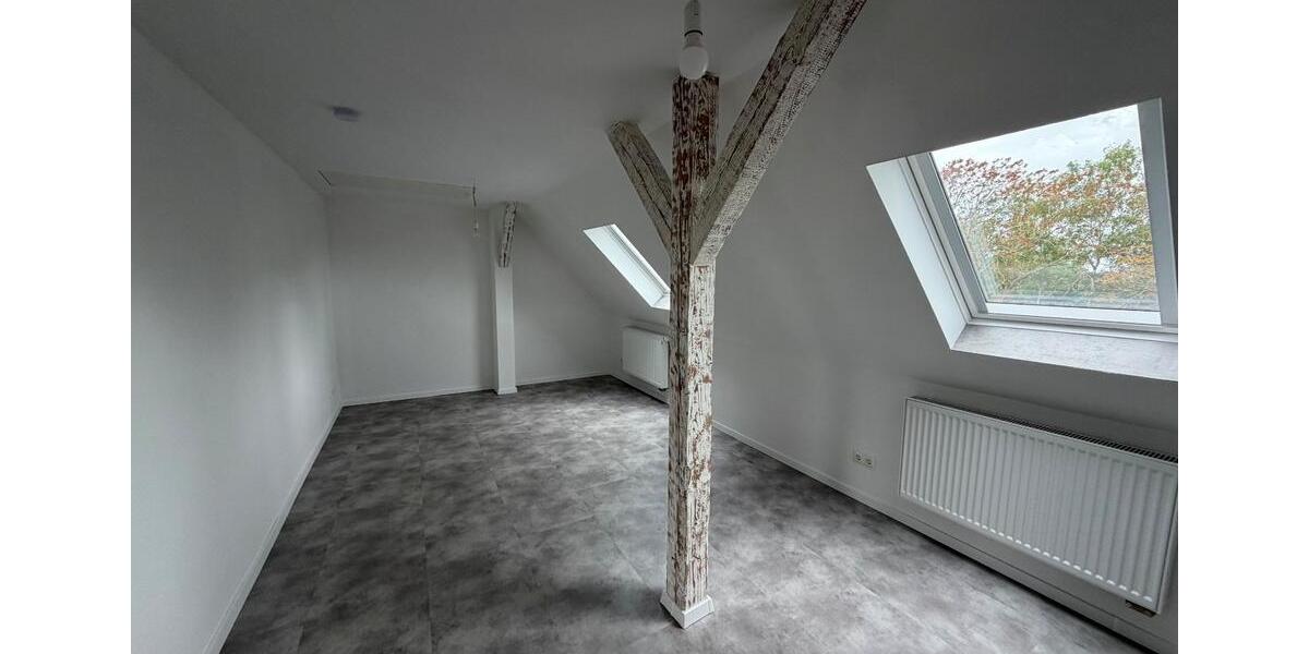 Dachgeschoßwohnung Güstrow - 2 Zimmer, 68 m&sup2;, 544&euro; | Angebot:26705583