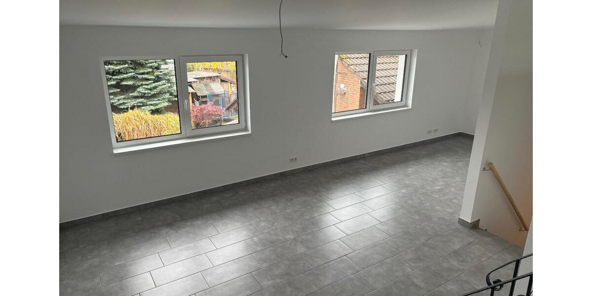 Etagenwohnung Köln Chorweiler - 4.5 Zimmer, 120 m&sup2;, 1.800&euro; | Angebot:26375140