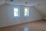 Dachgeschosswohnung im Ortskern von Neuhof 2 zimmer