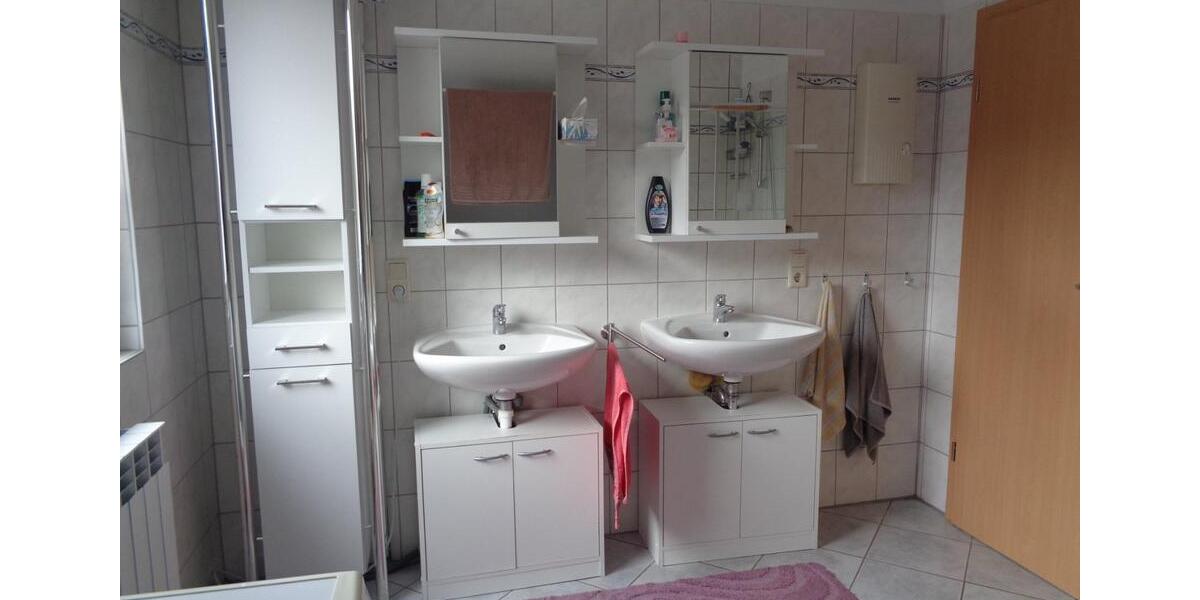 Wohnen auf Zeit Welling - 5 Zimmer, 18 m&sup2;, 320&euro; | Angebot:24436017