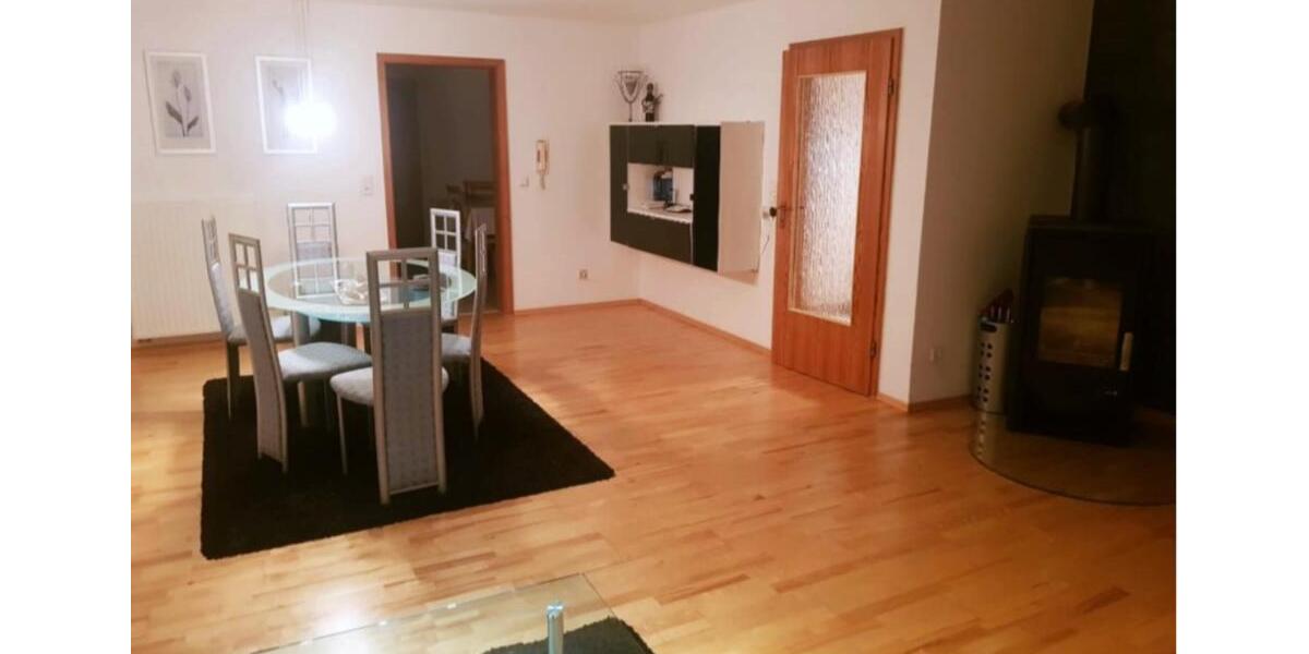 Wohnen auf Zeit Bibertal - 8 Zimmer, 225 m&sup2;, 15&euro; | Angebot:25433260