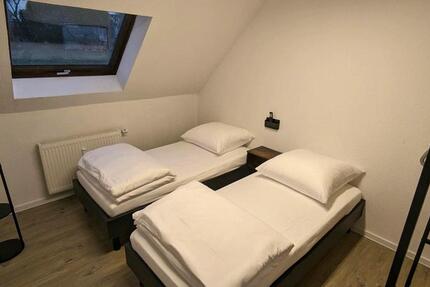 Wohnen auf Zeit Büren - 1 Zimmer, 14 m&sup2;, 550&euro; | Angebot:24641176