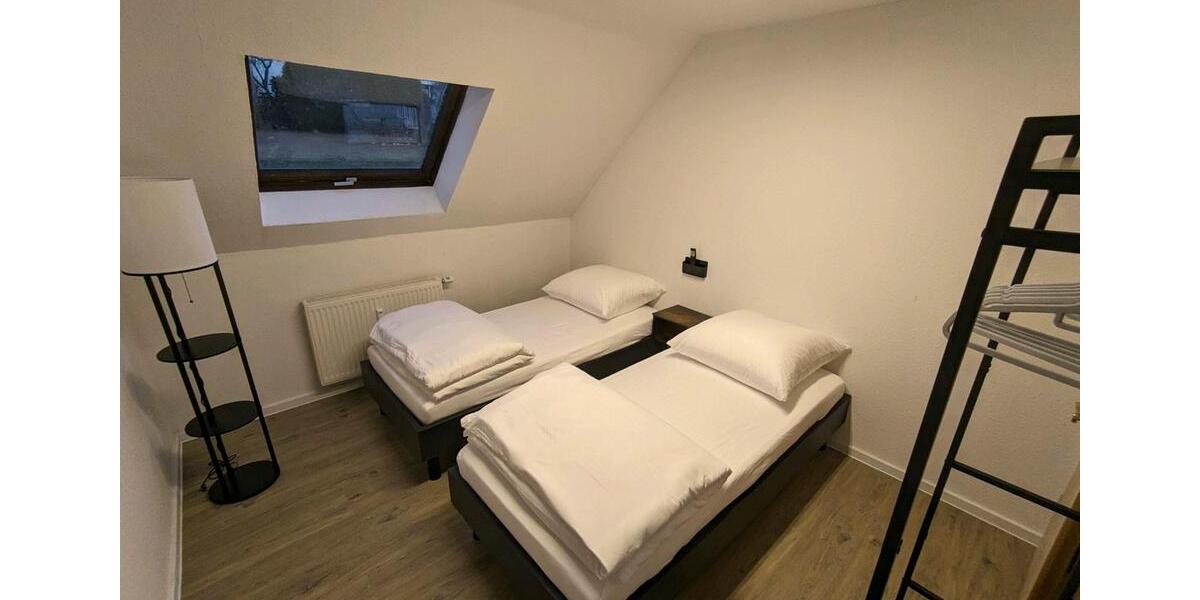 Wohnen auf Zeit Büren - 1 Zimmer, 14 m&sup2;, 550&euro; | Angebot:24641176