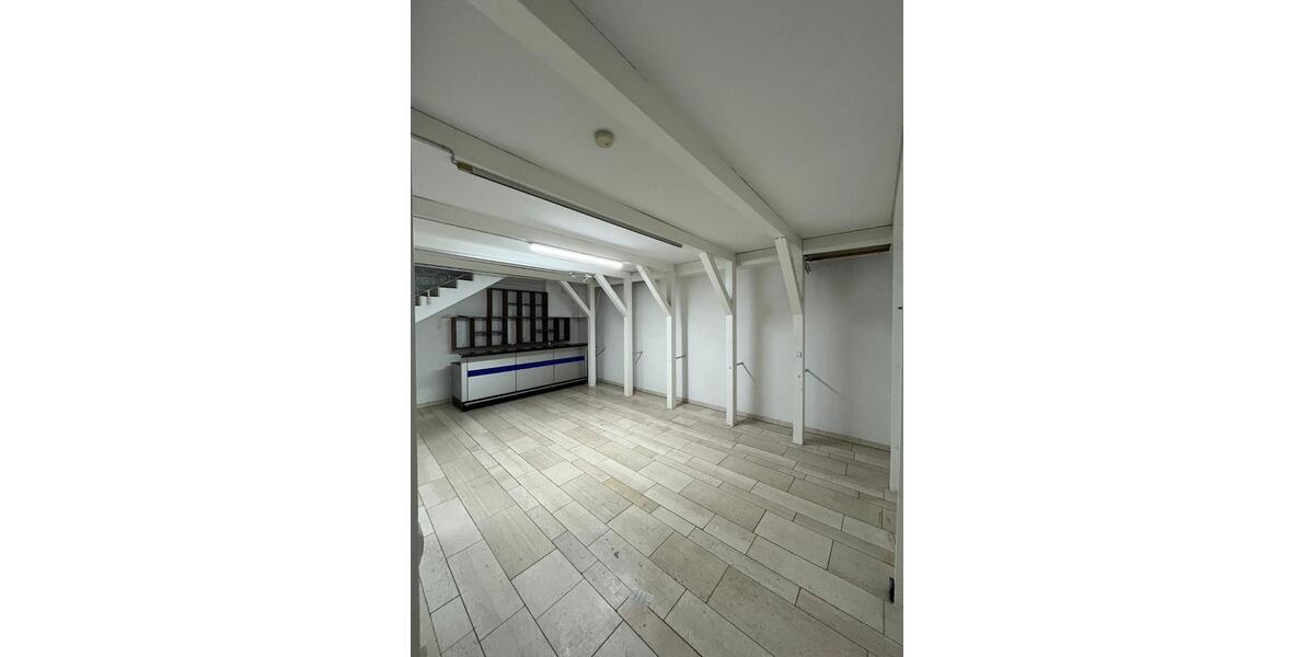 Gewerbeobjekt Göppingen - 1.200&euro; | Angebot:26099353
