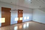 Dachgeschoßwohnung Sinsheim - 3 Zimmer, 77 m&sup2;, 720&euro; | Angebot:26166083