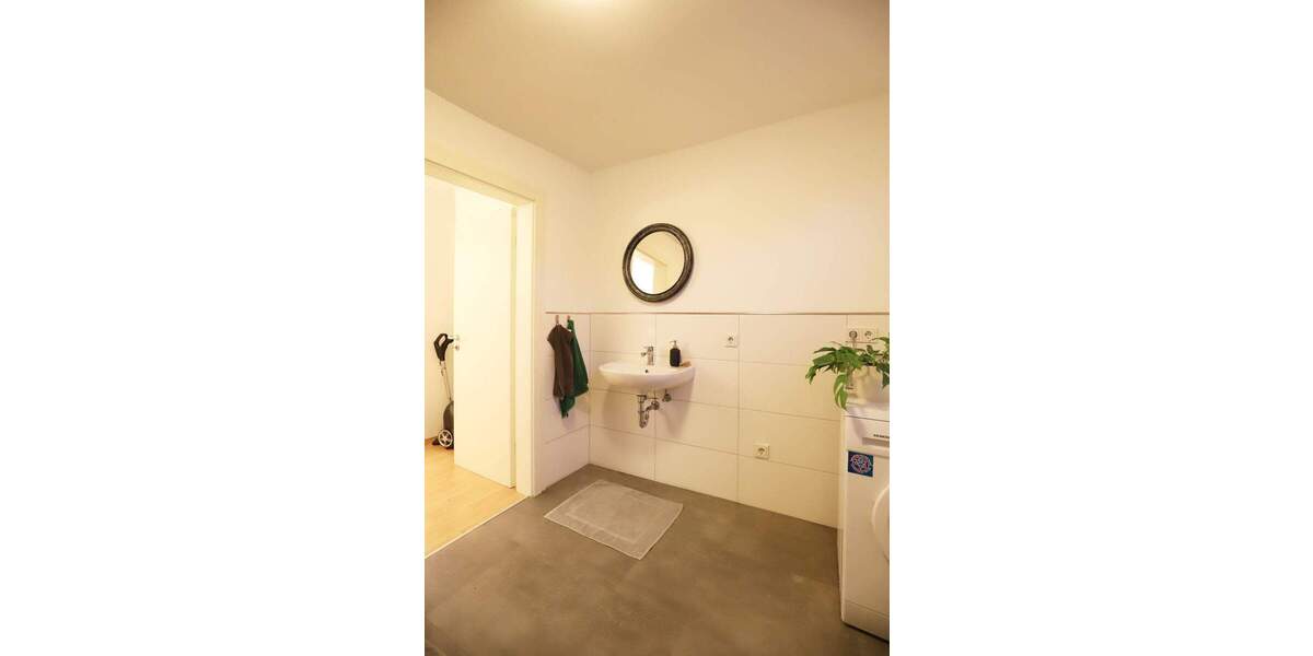 Etagenwohnung Trier Trier-Ost - 2 Zimmer, 65 m&sup2;, 800&euro; | Angebot:25675884