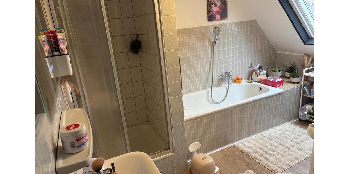 Etagenwohnung Linnich - 3 Zimmer, 85 m&sup2;, 650&euro; | Angebot:25282848