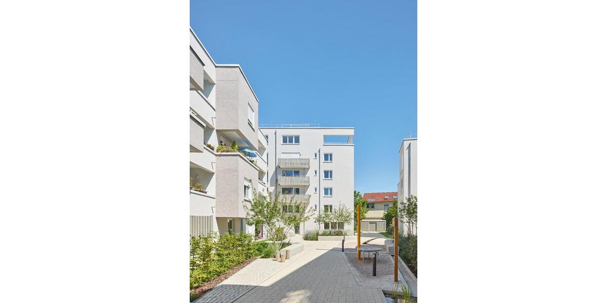 Erdgeschoßwohnung Ludwigsburg - 4 Zimmer, 94 m&sup2;, 1.492&euro; | Angebot:21741027