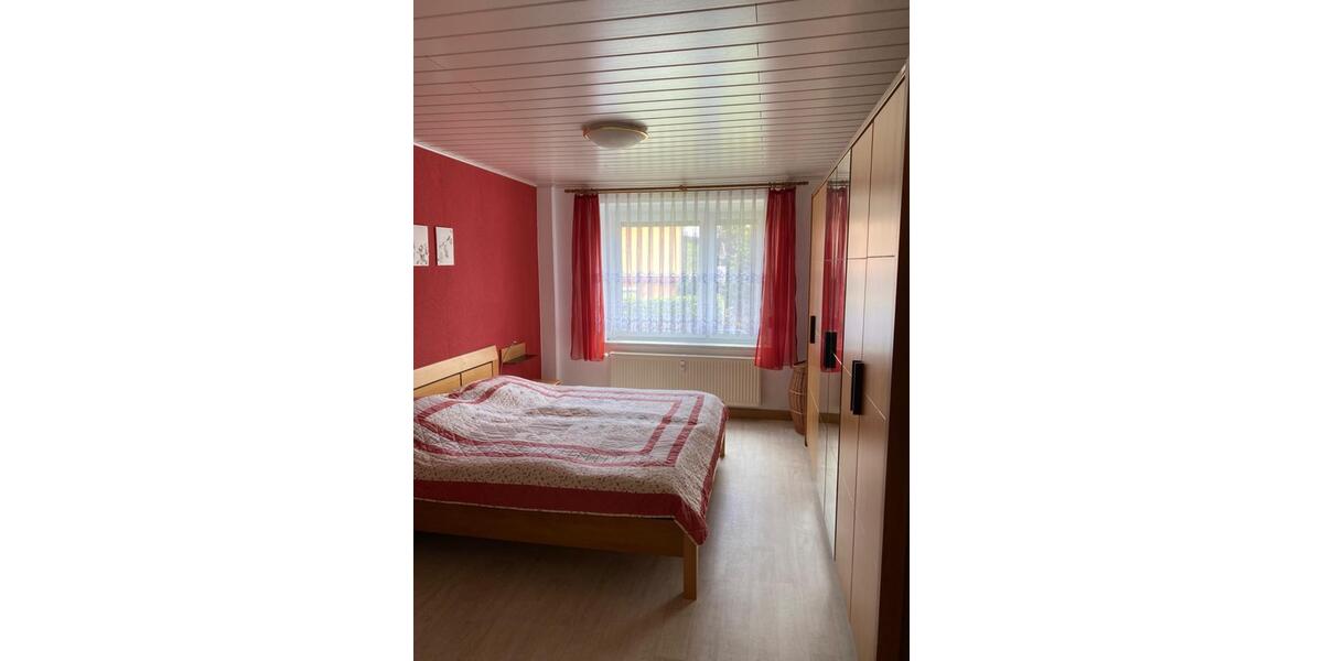 Hochparterre Rosenthal am Rennsteig - 3 Zimmer, 59 m&sup2;, 380&euro; | Angebot:26225822