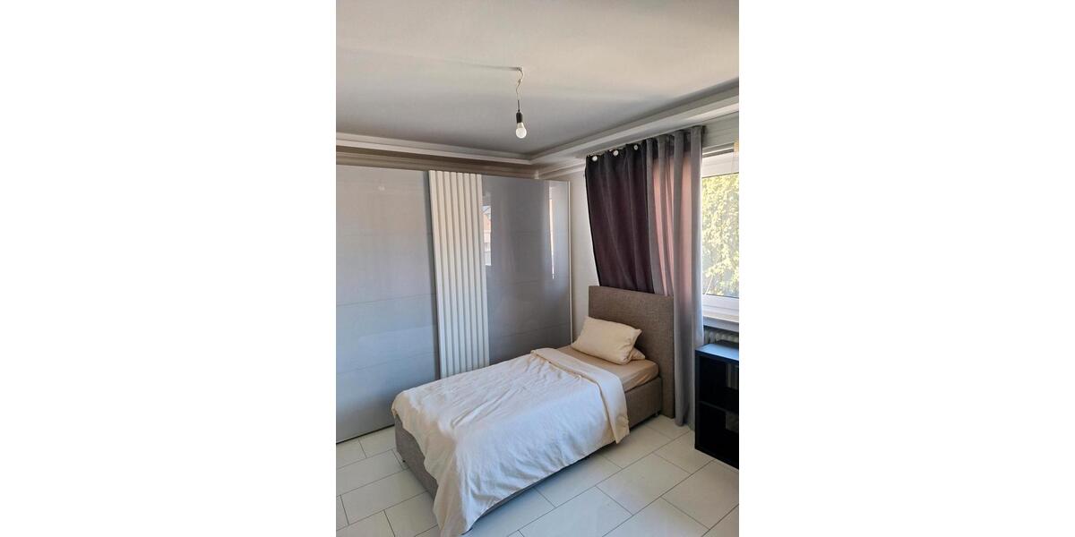 Wohnen auf Zeit Krefeld Benrad - 3 Zimmer, 70 m&sup2;, 25&euro; | Angebot:26063869