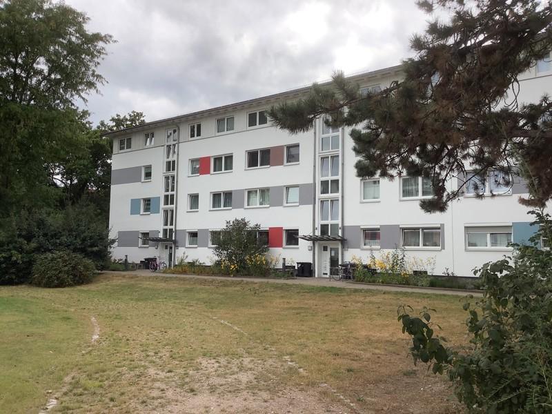 Ansprechende, individuelle 2,5-Zimmer-Wohnung zimmer