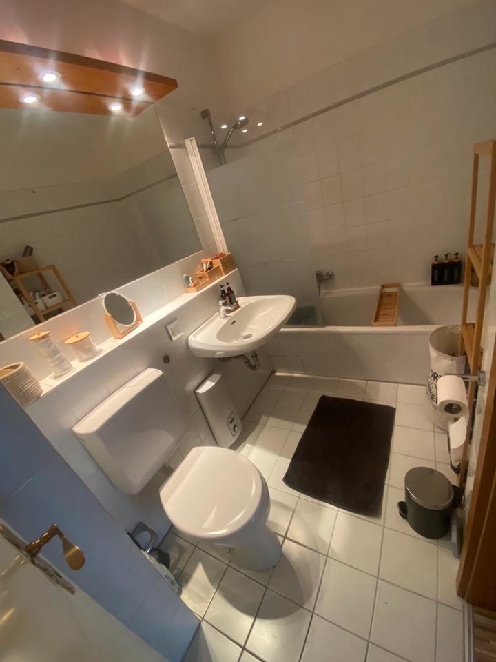 WG Zimmer möbiliert ab Dezember- März zimmer