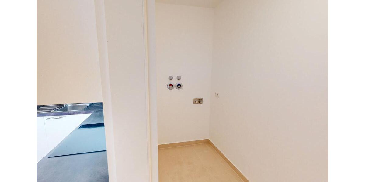 Etagenwohnung Frankfurt am Main - 2 Zimmer, 71 m&sup2;, 1.695&euro; | Angebot:25509900