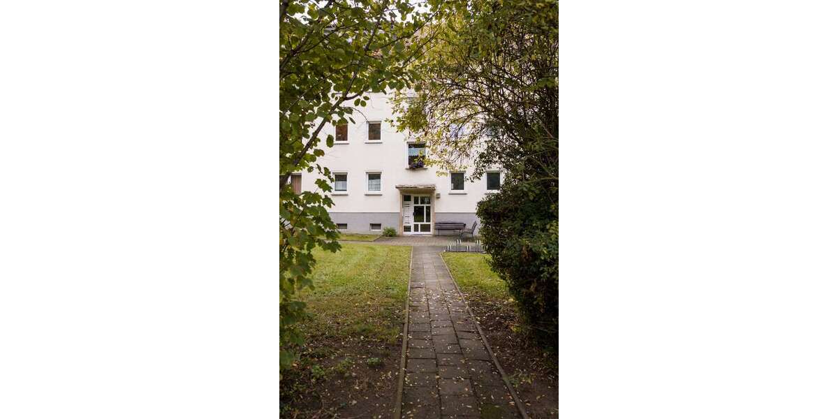 Wohnung zum Mieten in Calbe 300 € 49.18 m² 2 zimmer
