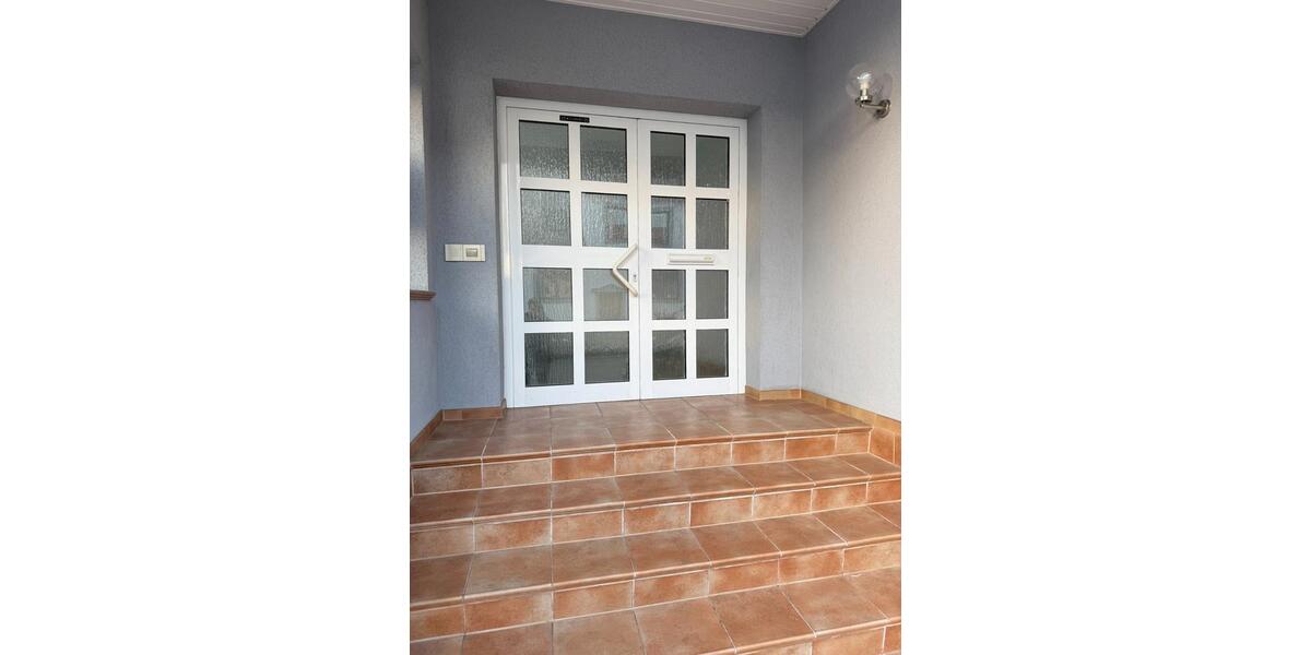 Etagenwohnung Breitenworbis - 4 Zimmer, 170 m&sup2;, 995&euro; | Angebot:26041703