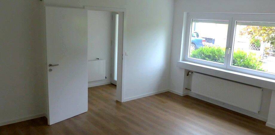 Einfamilienhaus Reutlingen Georgenberg - 6 Zimmer, 180 m&sup2;, 2.050&euro; | Angebot:26908794