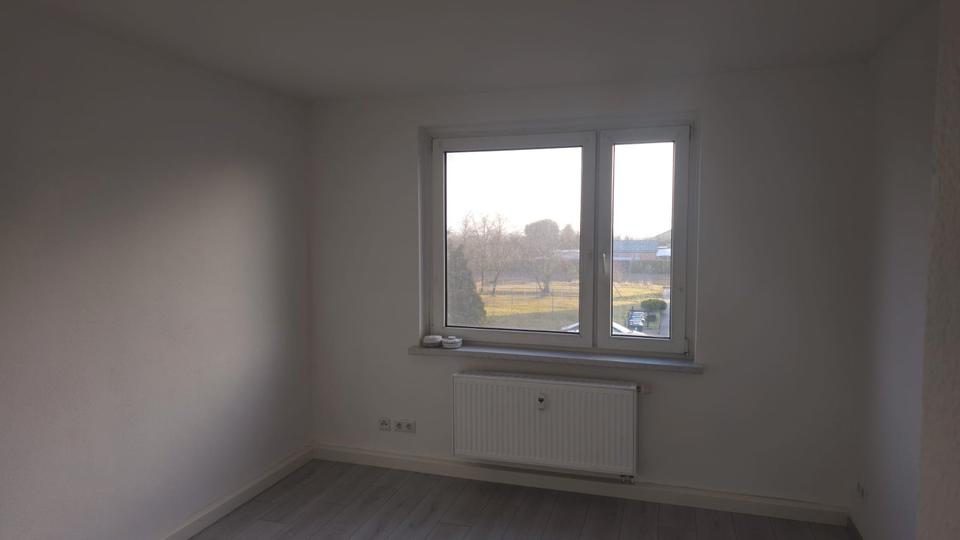 Etagenwohnung Osternienburger Land - 4 Zimmer, 70 m&sup2;, 430&euro; | Angebot:26268412