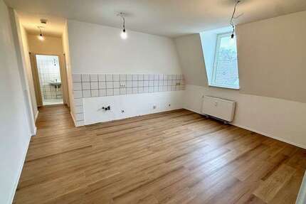 Wohnung Wuppertal Gemarkung Langerfeld - 3 Zimmer, 84 m&sup2;, 680&euro; | Angebot:27278362