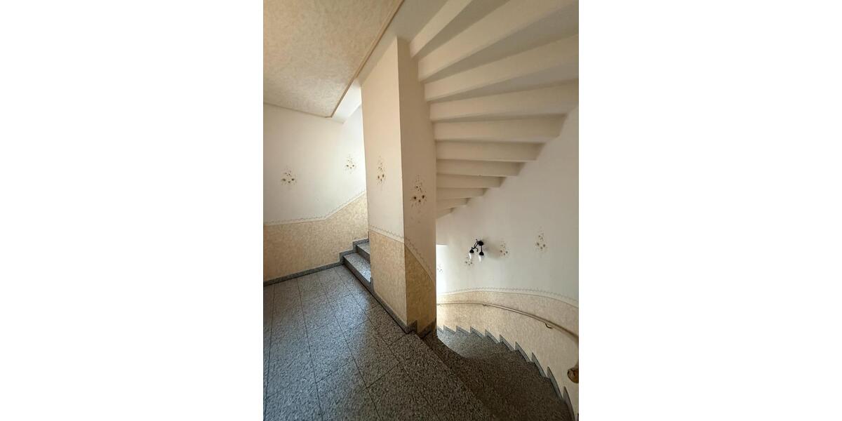 Etagenwohnung Döbeln - 2 Zimmer, 57 m&sup2;, 325&euro; | Angebot:25418325