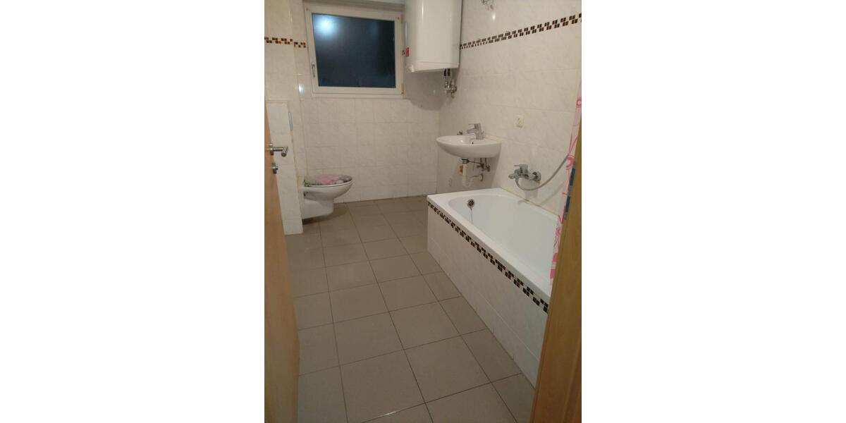 Erdgeschoßwohnung Zeulenroda-Triebes Triebes - 4 Zimmer, 104 m&sup2;, 780&euro; | Angebot:26169251