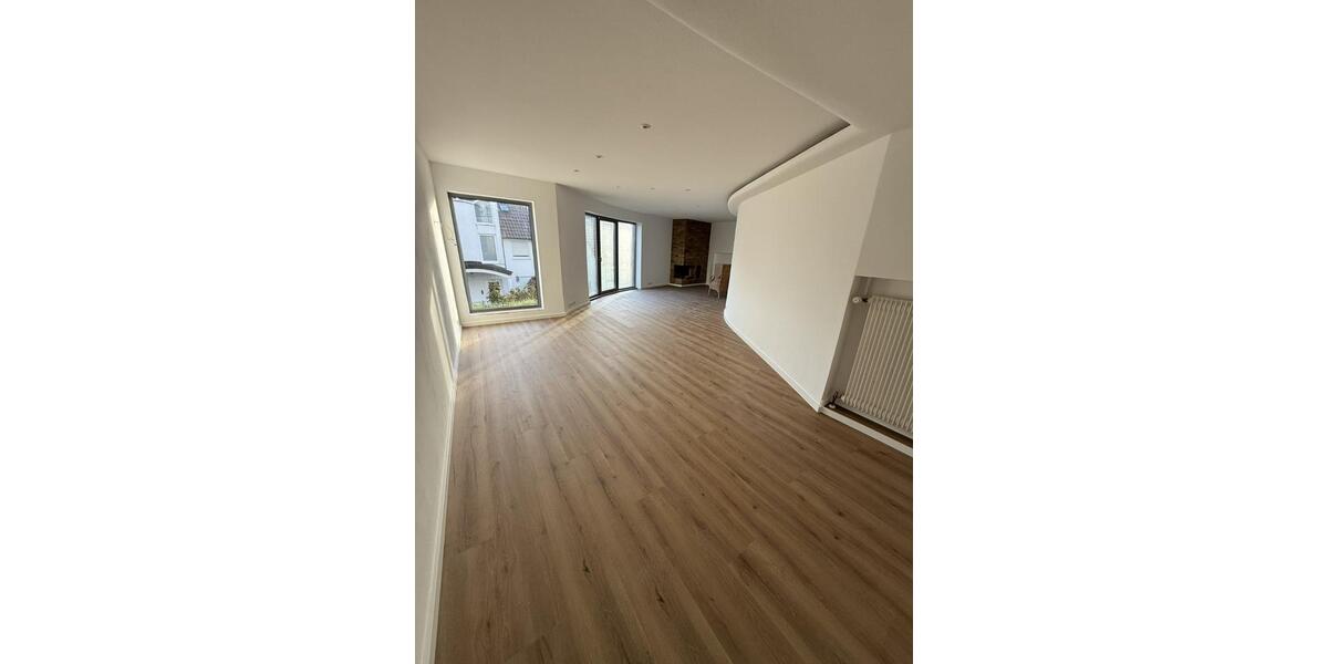 Erdgeschoßwohnung Grünstadt - 3 Zimmer, 120 m&sup2;, 1.200&euro; | Angebot:24829590