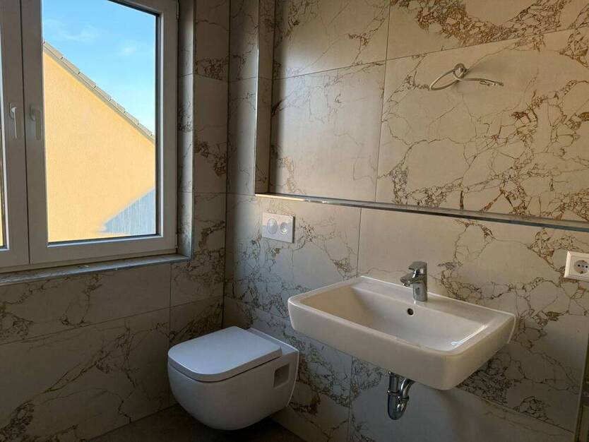 Ihr Haus zur Miete! 6 Zimmer mit Garten I 2 Stellplätze I 2 Bäder