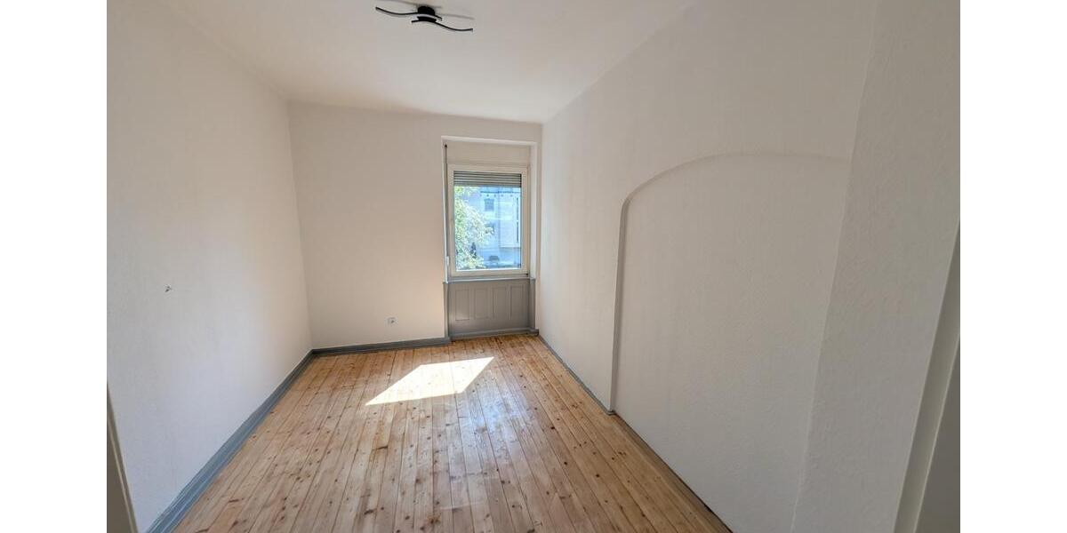 Etagenwohnung Speyer - 4 Zimmer, 110 m&sup2;, 1.200&euro; | Angebot:26271949