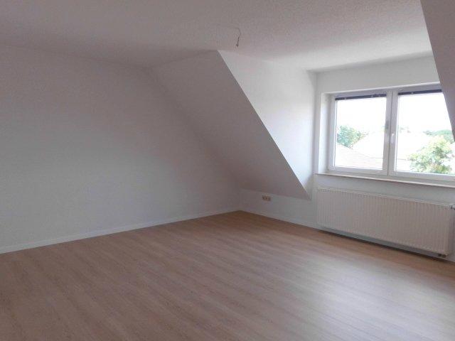 Dachgeschoßwohnung Falkenberg/Elster Elster - 3 Zimmer, 63 m&sup2;, 394&euro; | Angebot:25987990