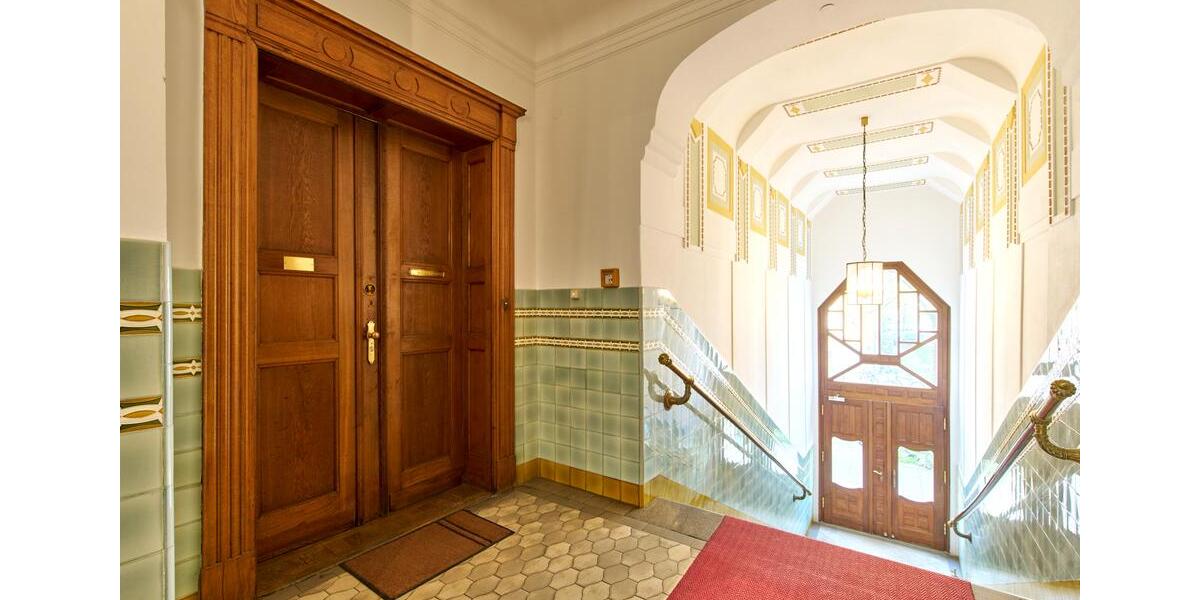 Erdgeschoßwohnung München Au-Haidhausen - 5 Zimmer, 200 m&sup2;, 5.000&euro; | Angebot:25080948