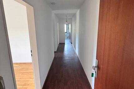 Wohnung Kochel am See - 3 Zimmer, 75 m&sup2;, 1.400&euro; | Angebot:26705070