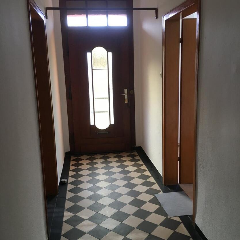 Kleine EG Wohnung , oder Büro