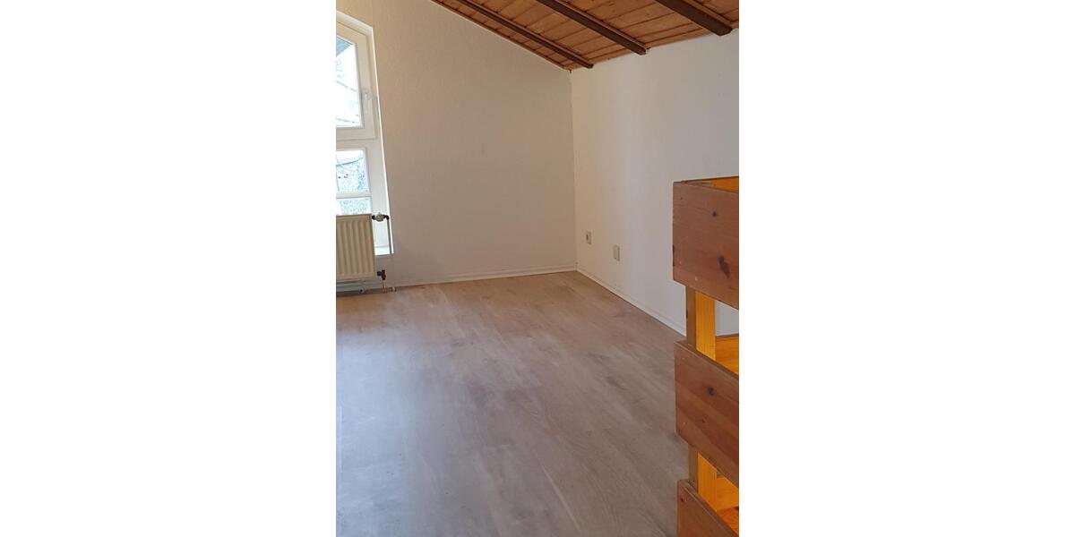 Wohnen im historischen Bahnhof von Erpel 3 zimmer