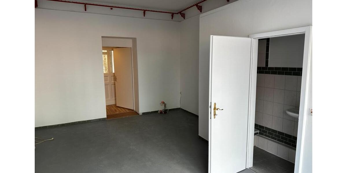 Erdgeschoßwohnung Berlin Spandau - 4 Zimmer, 111 m&sup2;, 750&euro; | Angebot:26626991
