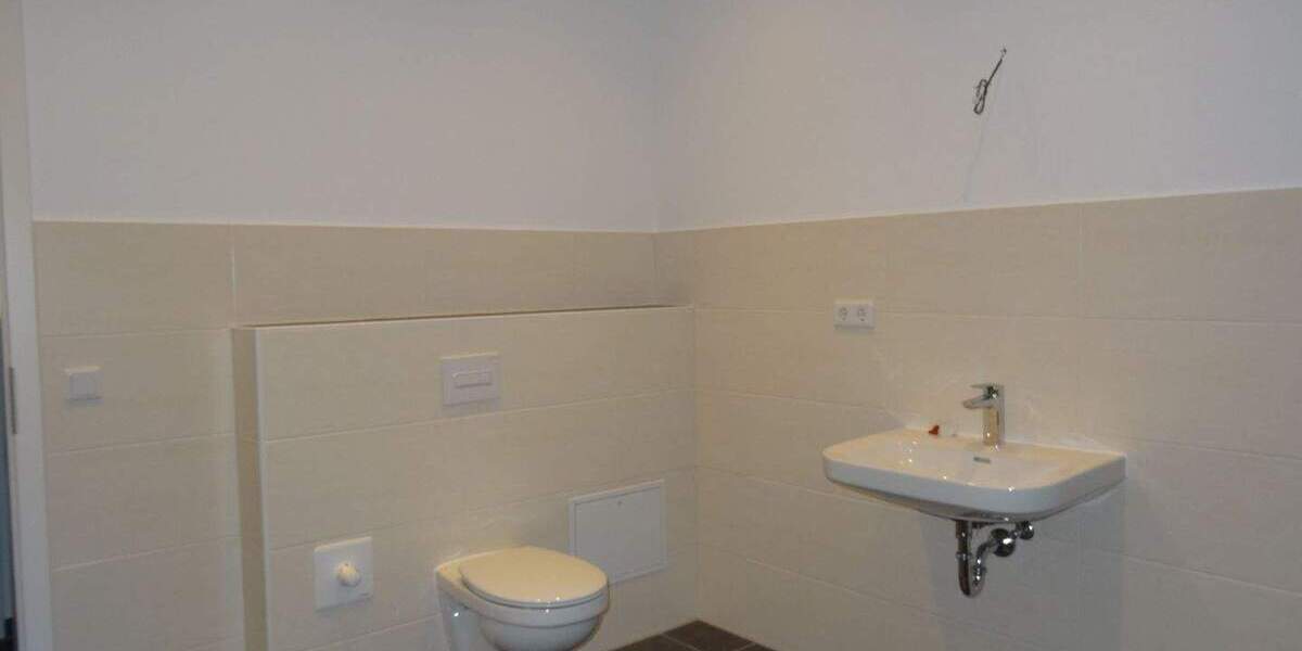 Terrassenwohnung Rathenow Rathenow West - 4 Zimmer, 145 m&sup2;, 1.160&euro; | Angebot:25665406