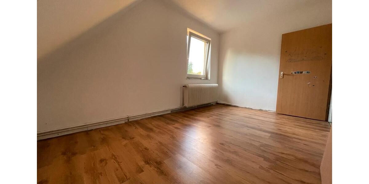 Dachgeschoßwohnung Bielefeld Schildesche - 1 Zimmer, 30 m&sup2;, 400&euro; | Angebot:26623762