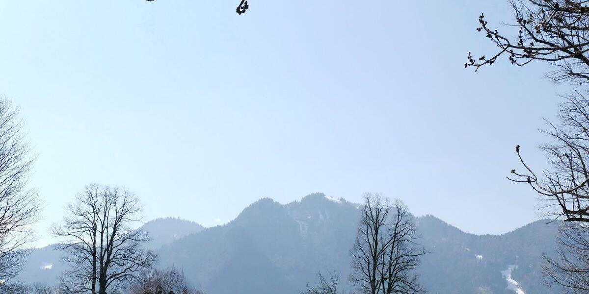 Etagenwohnung Lenggries - 4 Zimmer, 161 m&sup2;, 2.250&euro; | Angebot:26129498