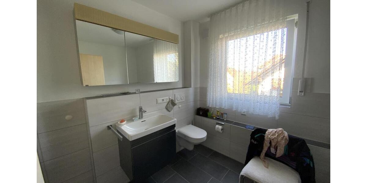 Etagenwohnung Rohrenfels - 3 Zimmer, 83 m&sup2;, 980&euro; | Angebot:26380311